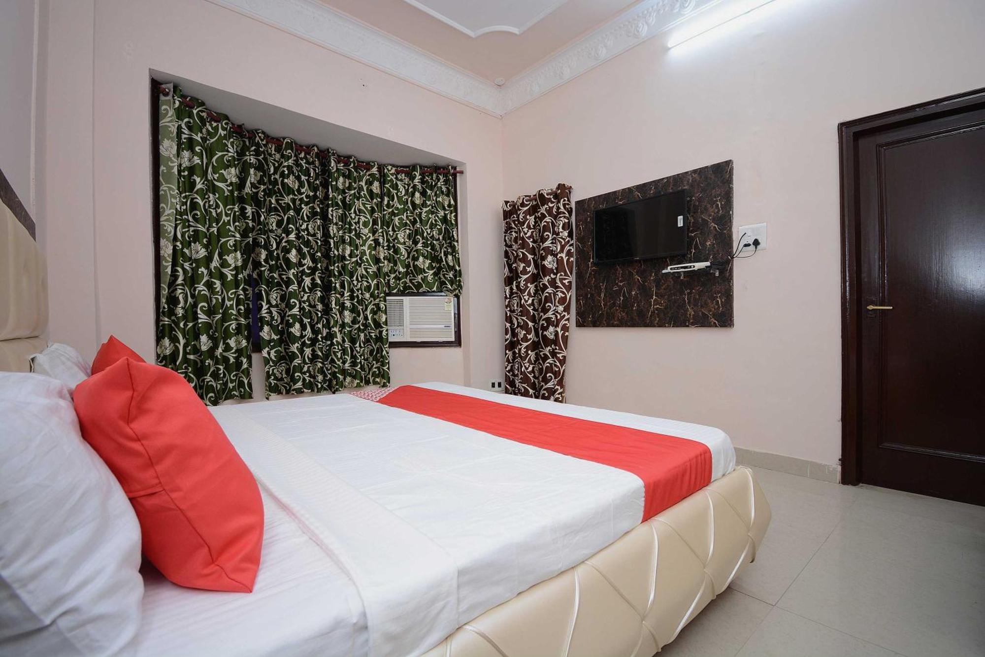 Hotel Asia Palace Pathānkot Exterior photo