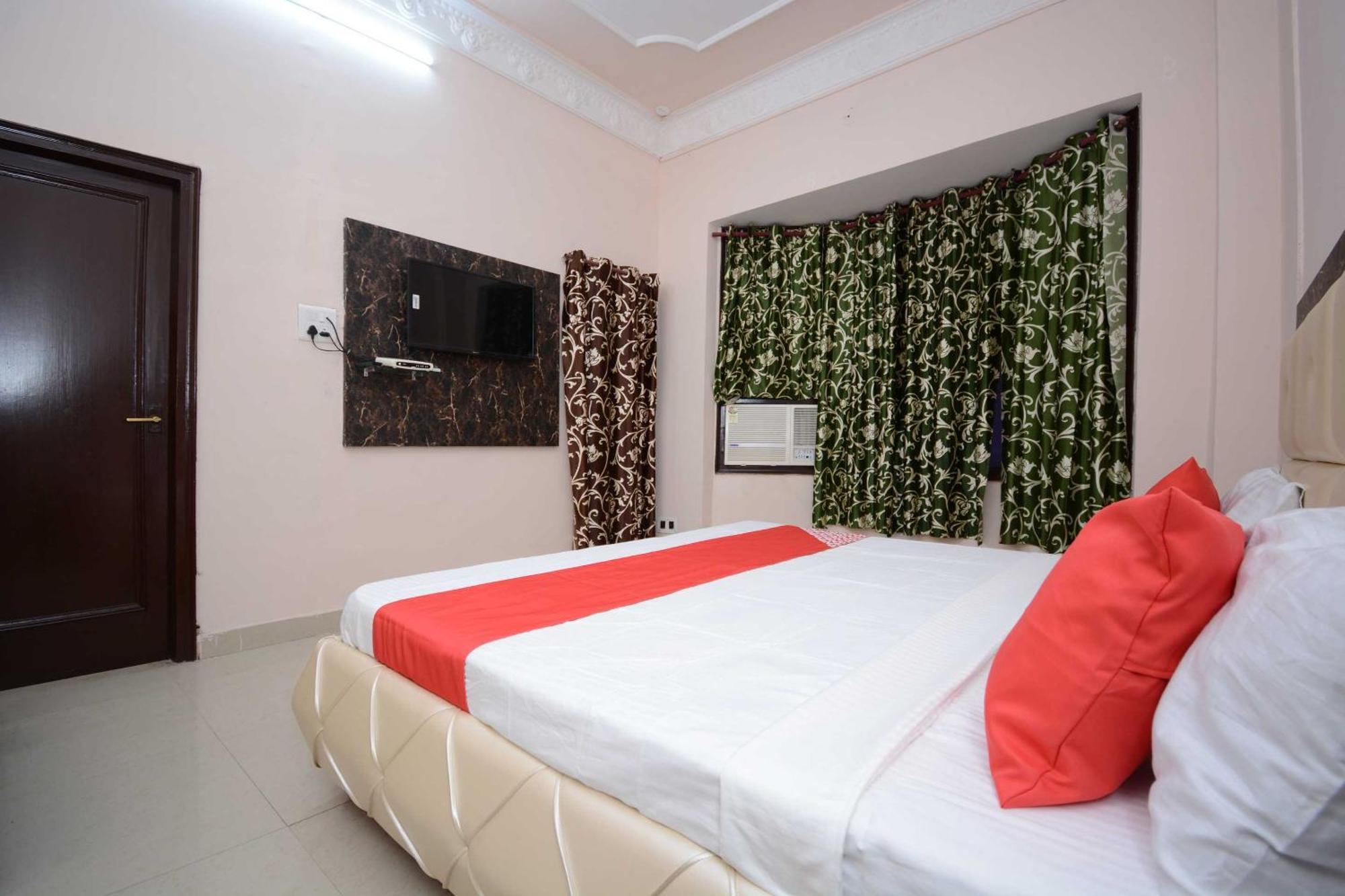 Hotel Asia Palace Pathānkot Exterior photo
