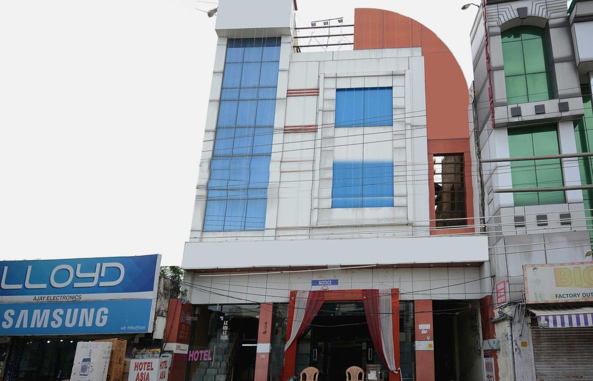 Hotel Asia Palace Pathānkot Exterior photo