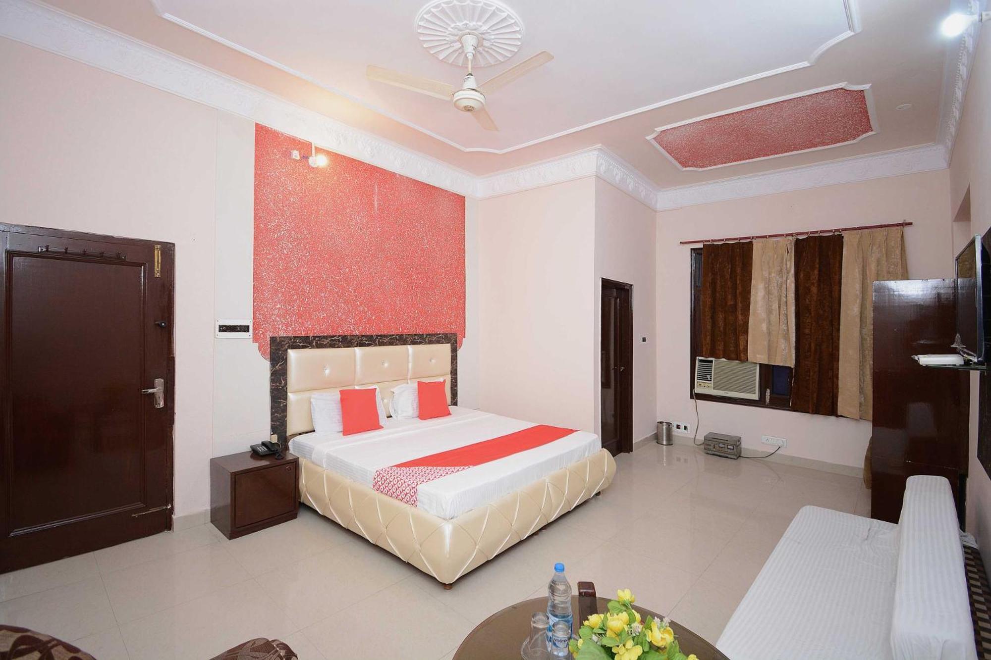 Hotel Asia Palace Pathānkot Exterior photo