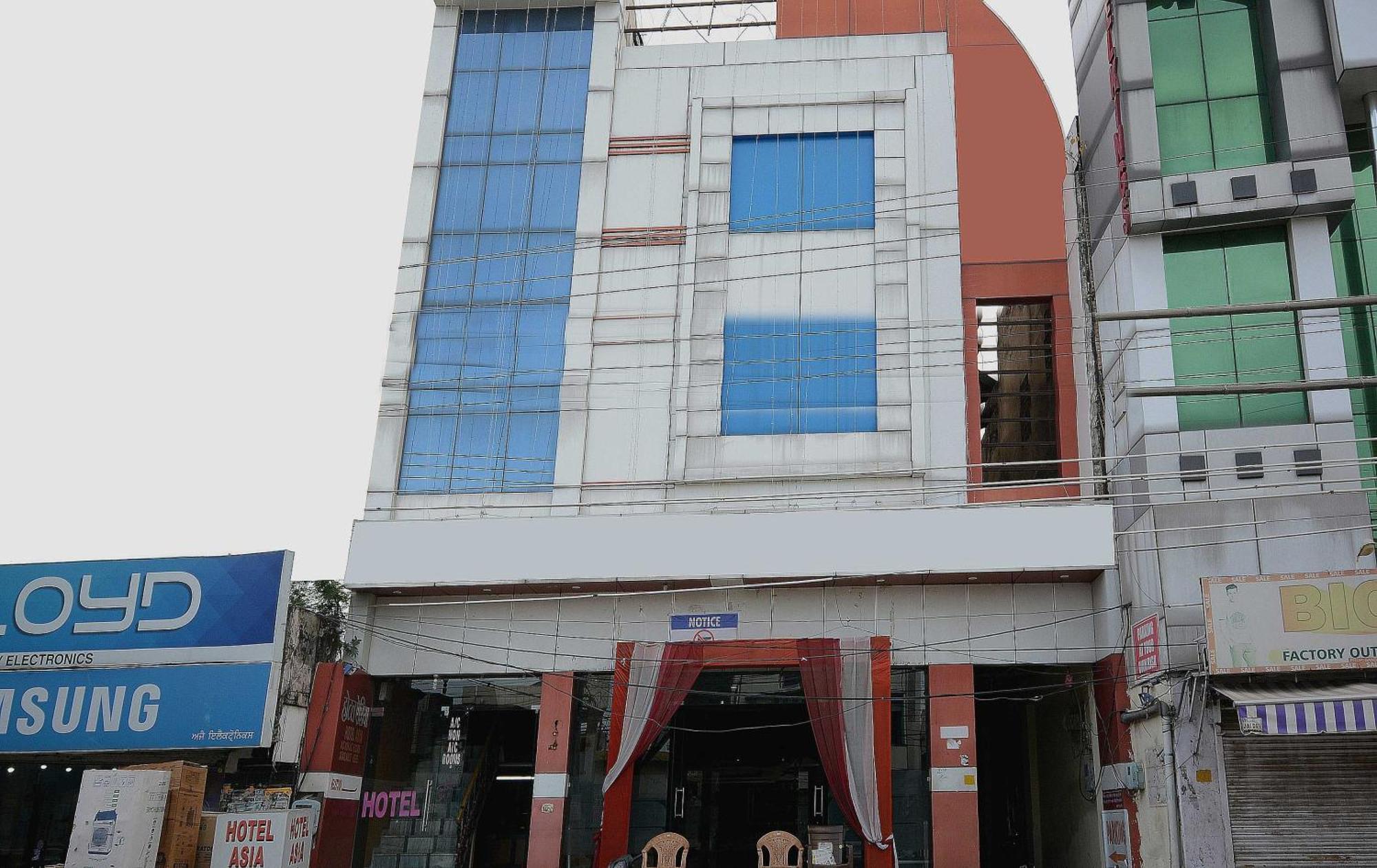 Hotel Asia Palace Pathānkot Exterior photo