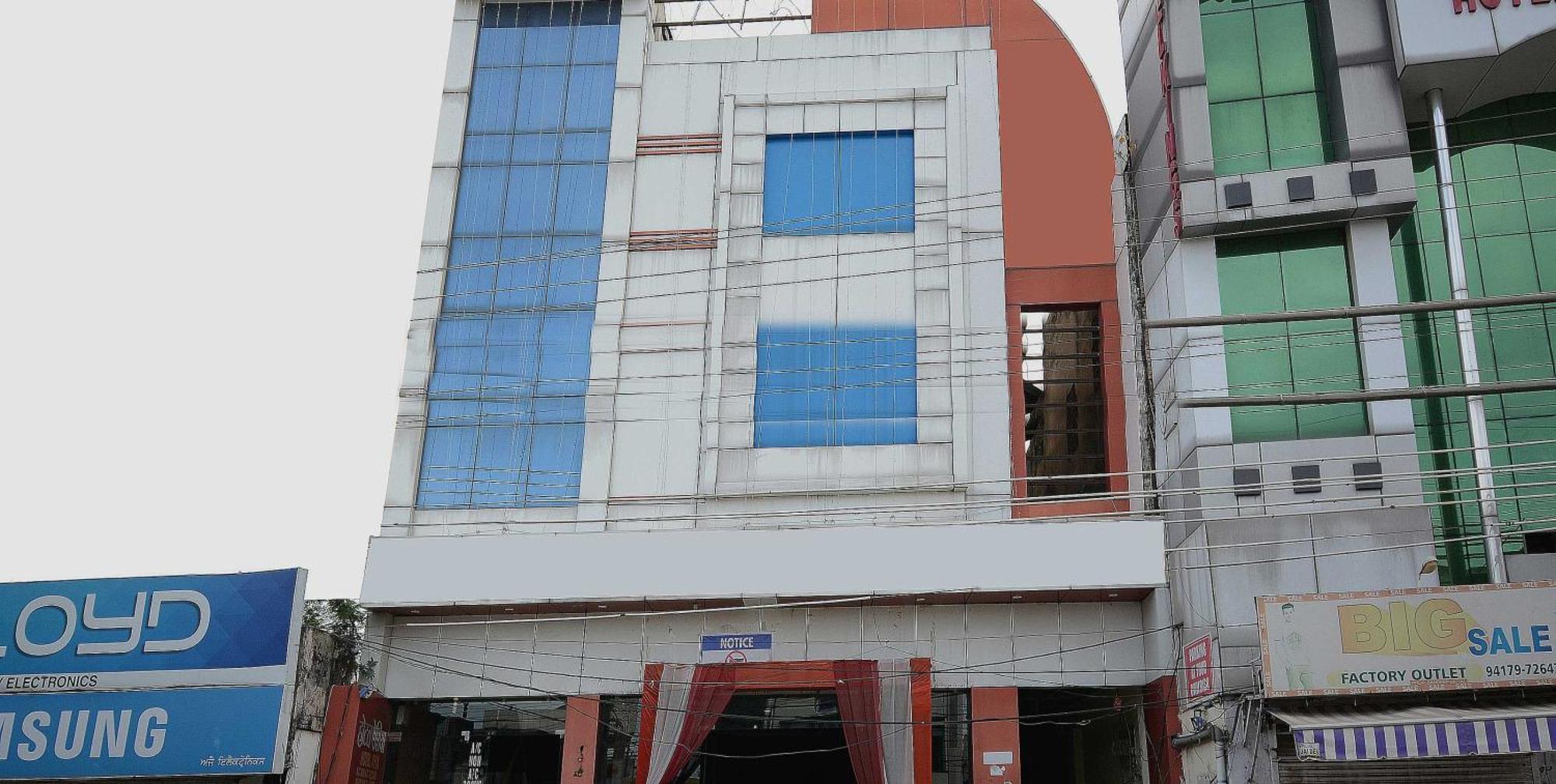 Hotel Asia Palace Pathānkot Exterior photo
