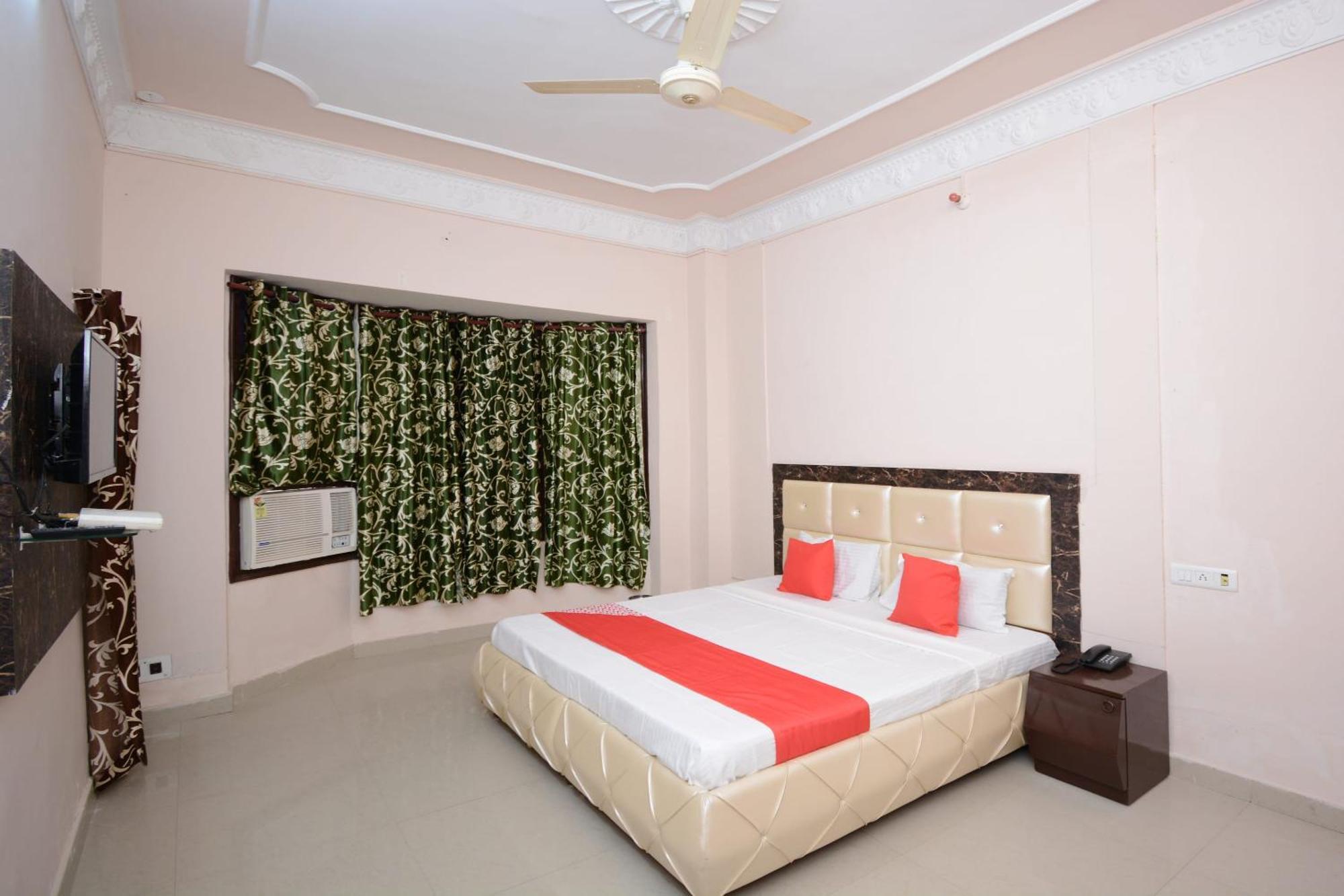 Hotel Asia Palace Pathānkot Exterior photo